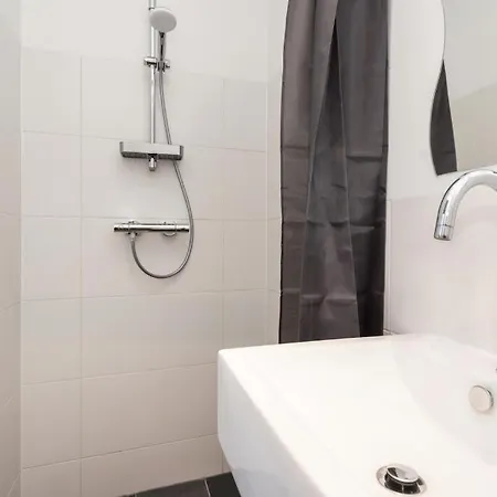 דירה Stayci Serviced Station האג