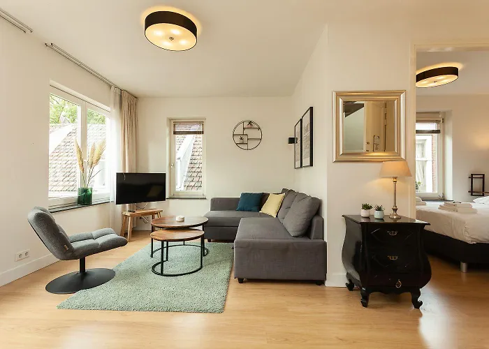 Stayci Serviced Station Haia