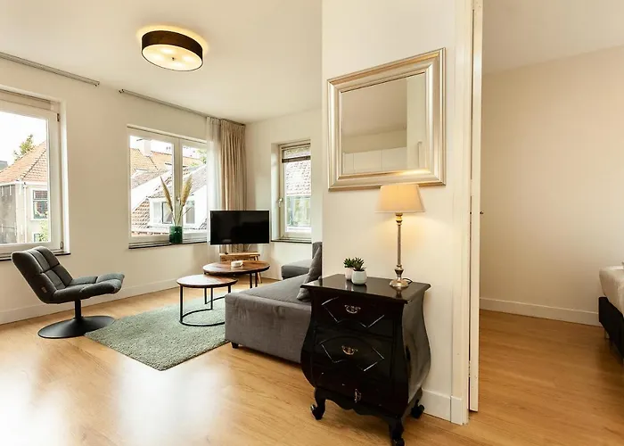 Stayci Serviced Station Apartamento *