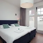 Stayci Serviced Station Apartmán Haag