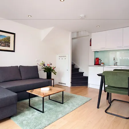 Appartamento Stayci Serviced Station *