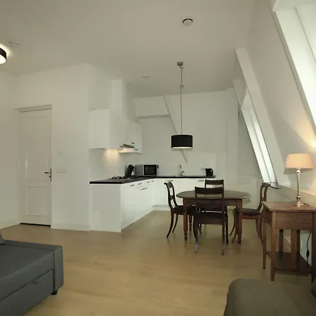 Stayci Serviced Apartments Central Station * The Hague