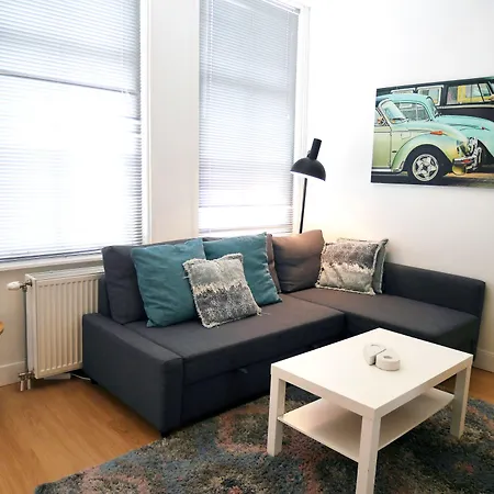 Stayci Serviced Station Lejlighed Haag