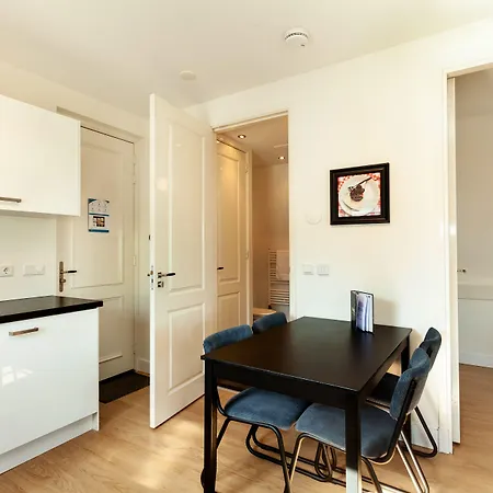 Stayci Serviced Station Appartamento L'Aia