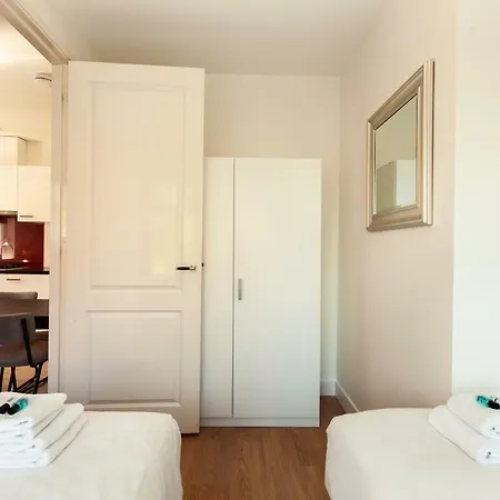 Stayci Serviced Apartments Central Station Apartment *