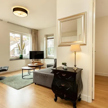 Stayci Serviced Apartments Central Station Apartment *