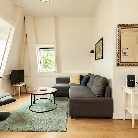 中央车站斯泰西服务式公寓 公寓 *