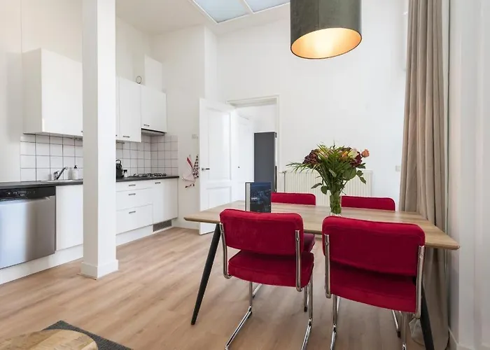 Stayci Serviced Station * Lahey