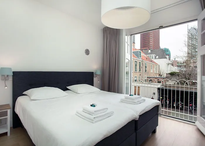 Stayci Serviced Station * Lahey