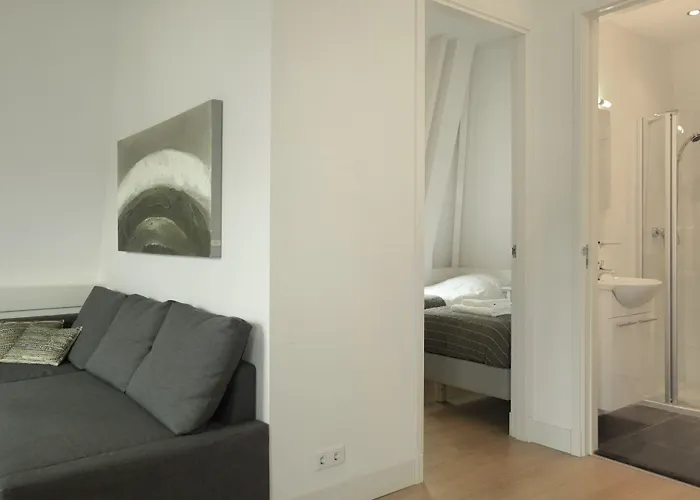 Stayci Serviced Station