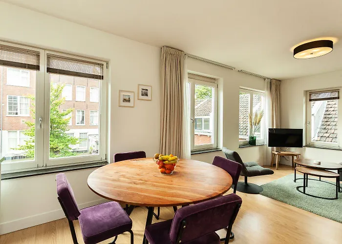 Stayci Serviced Station * Lahey