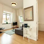 Stayci Serviced Apartments Central Station Apartment *