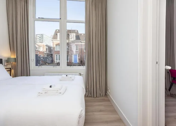 Stayci Serviced Station Apartmán Haag