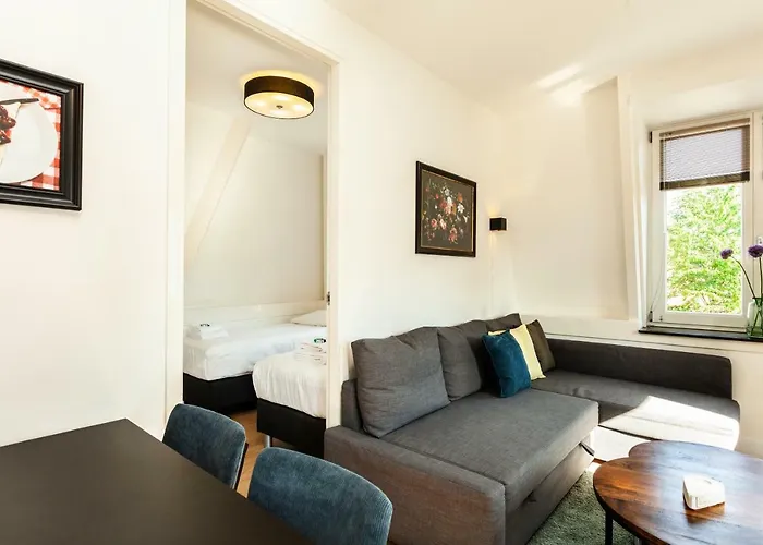 Stayci Serviced Station Apartmán Haag